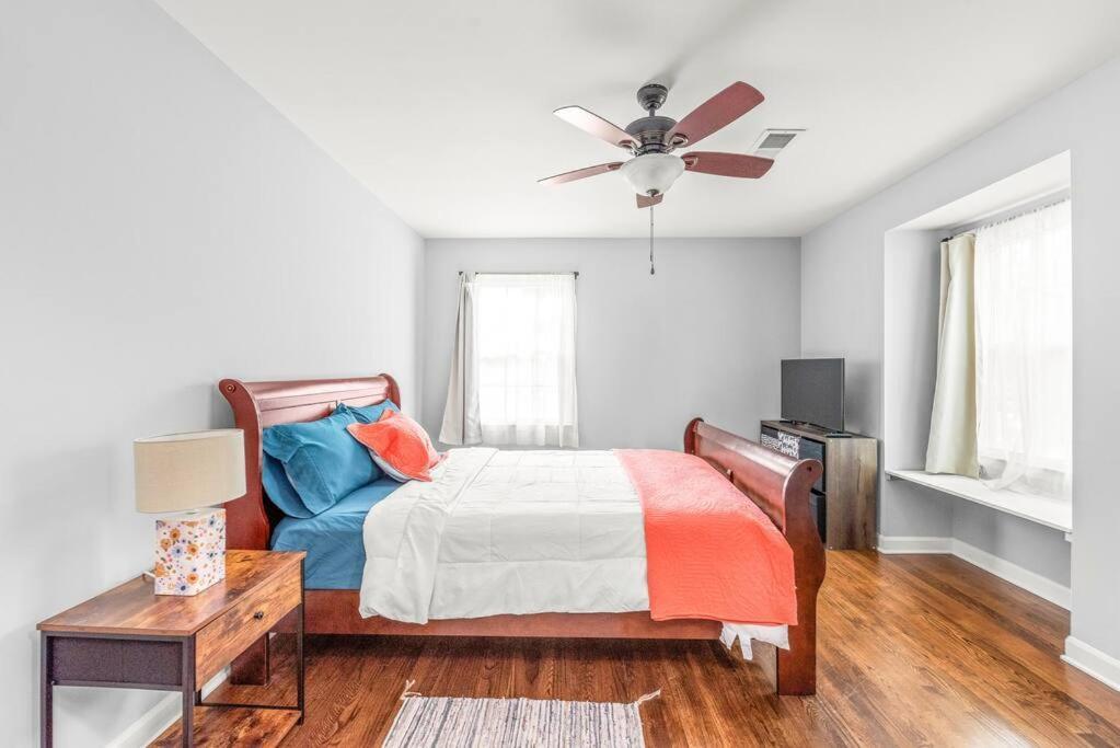 شقة Spotless 4Br Near Clt Uptown, Fast Wi-Fi تشارلوت المظهر الخارجي الصورة